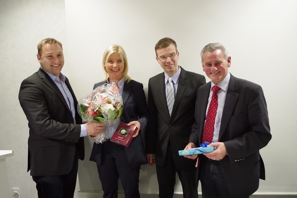 Jrgen Baumgrtner MdL, Landrat Oswald Marr sowie Kronachs 3. Brgermeister Markus Wich bedankten sich bei Staatsministerin Ulrike Scharf.